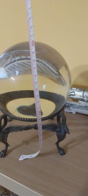 Glob magic de divinație din cristal pe suport vrăjitoresc foto