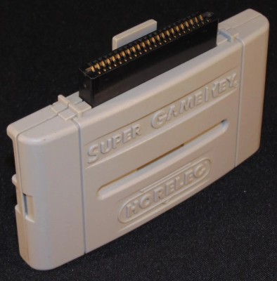 Adaptor Super Nintendo SNES / Super Game Key / Horelec SNES GAME CONVERTER foto