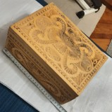 Ladita cutie de zestre lemn sculptat manual 26x18x11 cm