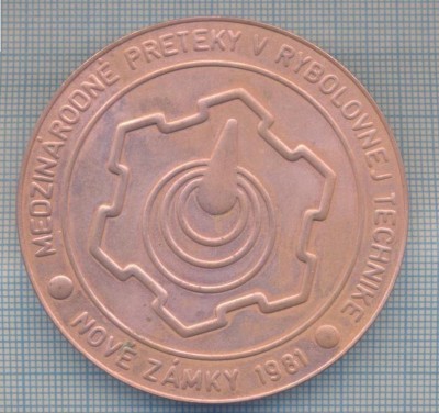AZ 199 MEDALIE -CONCURS INTERNAȚIONAL DE TEHNICI DE PESCUIT NEW ZAMKY -1981 foto