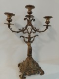 Superb sfeșnic de dimensiuni mari din bronz masiv ,perioada anilor 1900 &icirc;nceput , dimensiuni 44 cm h