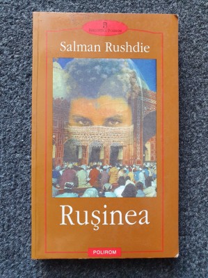 RUSINEA - Salman Rushdie foto