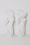 women&#039;secret papuci de casa BOW OR TIE BOW HOUSE SLIPPERS culoarea bej, 4999666