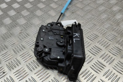 &amp;Icirc;ncuietoare ușă dreapta față BMW X1 F48 2017 OEM: 7281936,51217281936 23464172 foto