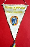 Fanion Sportiv (perioada comunista) - FEDERATIA de PENTATLON MODERN din ROMANIA (dimensiuni 26X17 cm)