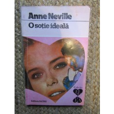 O SOTIE IDEALA-ANNE NEVILLE