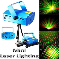 Proiector Laser disco senzor de sunet lumini Rosu si Verde strobo + trepied foto