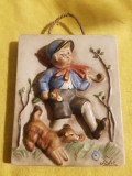 APLICA DECORATIVA DIN PORTELAN GOEBEL SEMNATA DE ARTIST-GERMANIA ANII 30-40