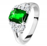 Inel strălucitor de culoare argintie, zirconiu verde-smarald, brațe despicate - Marime inel: 49