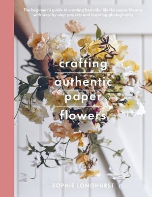 Crafting Authentic Paper Flowers foto