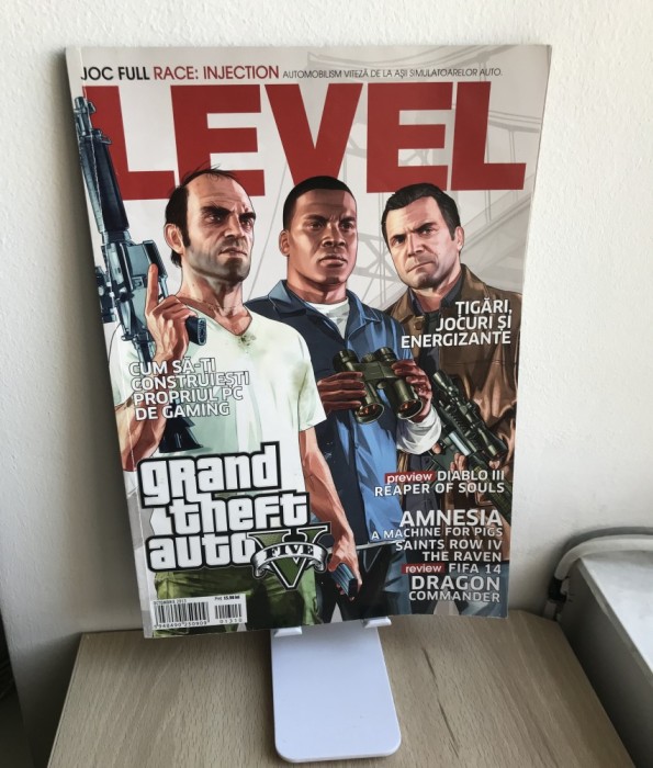 Revistă Gaming - Revista LEVEL octombrie 2013