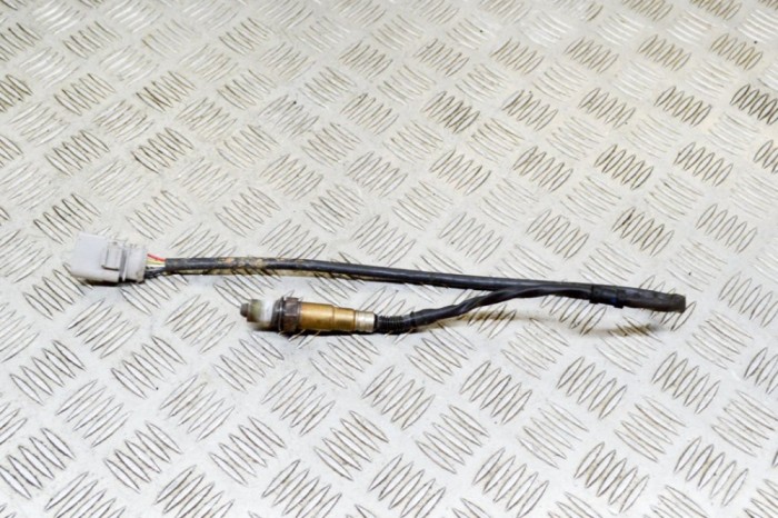 Sonda lambda AUDI A3 Limousine 8VS, 8VM 2016 OEM: 0258027110,8V0906262D,0258027111 | 13335530