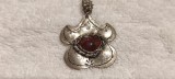 MEDALION UNIC TRIBAL etnic AFGHAN gravat manual si ornat SPLENDID de efect