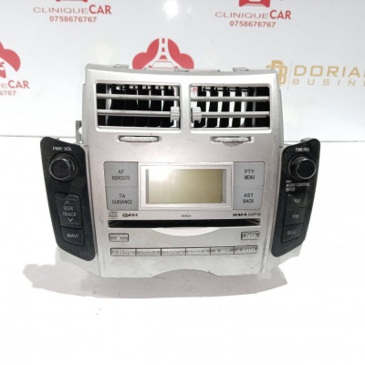 Radio CD Toyota Yaris 1.4D 2005-2014 foto