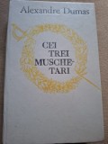 Cei trei muschetari - Alexandre Dumas, Editura Hyperion, 1993, coperti cartonate, 447 pagini