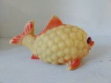 Peste Aradeanca cu stanta, anii 70-80 Jucarie romaneasca veche 20x10 cm