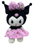 Jucarie Plus Kuromi 20 cm cu rochita roz, jucarie pufoasa