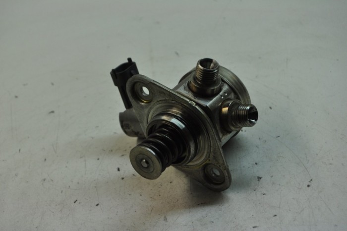 Pompa de combustibil JAGUAR XF X250 2009 OEM: Sedan | 11807330