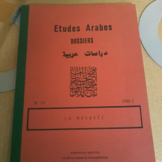 Etudes Arabes- Dossiers no.79/1990-2. La Mosquee