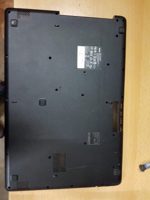 Bottomcase Acer ES1-731 , E17, M14 foto