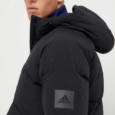 adidas geaca de puf barbati, culoarea negru, de iarna