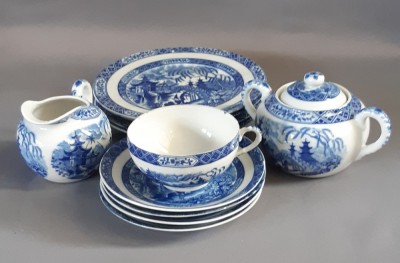 Serviciu portelan fin japonez, 11 piese - model deosebit foto