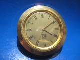 1914a-HOYA ceas cadran mare quartz-nefunctional, metal aurit.