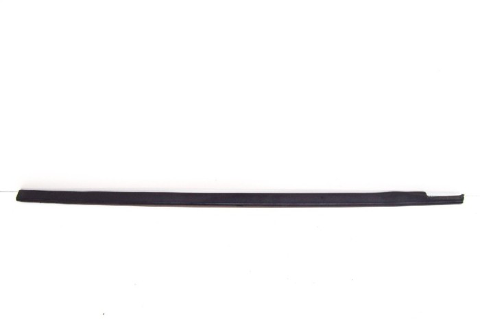 Chedar geam ușă dreapta spate MAZDA CX-5 KE, GH 2016 OEM: KD53 11541194