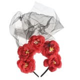 Bentita cu trandafiri si voal