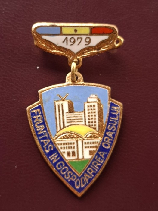 Insigna Fruntas in gospodarirea orasului 1979
