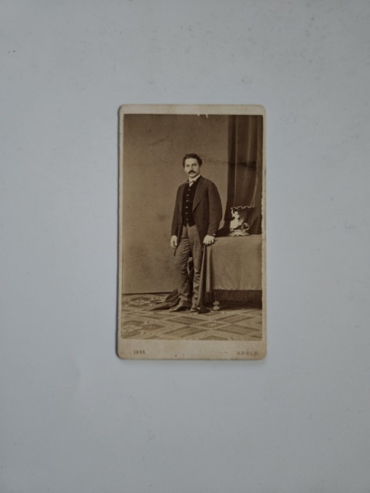 CDV Renumita fotografa Adele Perlmutter, Viena, Portret de barbat, ca. 1865!