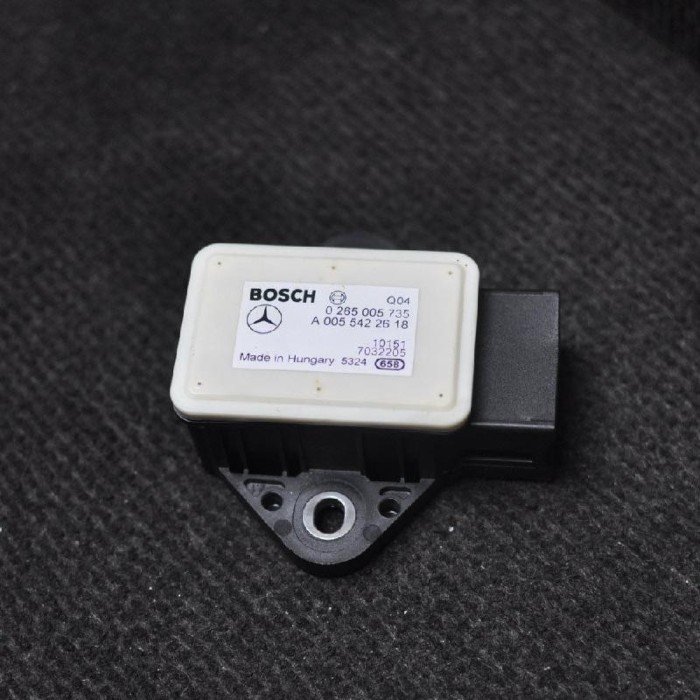 Senzor de accelerație MERCEDES-BENZ E W212 2010 OEM: 0265005735A0055422618 2132478