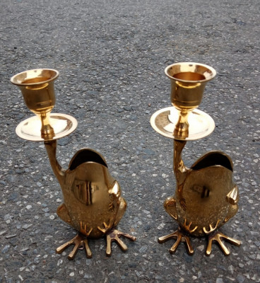Set de 2 broscuțe sfesnice din bronz, piese deosebite foto