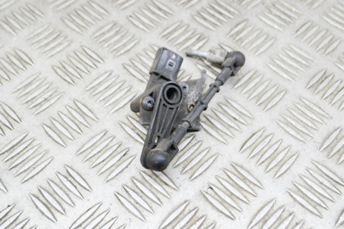 Senzor de nivel &icirc;nălțime st&acirc;nga spate AUDI A5 Cabrio F57 2020 OEM: 8W0941309C | 17323381
