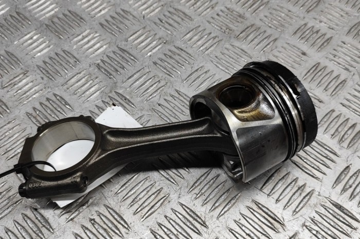 Piston AUDI A6 4G2, C7, 4GC 2013 OEM: 03L107065S,038198401F 28955398