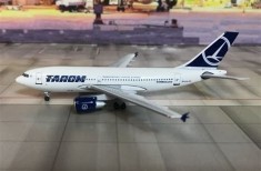 Machetă metalică avion Tarom &rdquo;Transylvania&rdquo; Airbus A310-300 YR-LCA, scara 1:400, 13x11 cm, RARĂ!