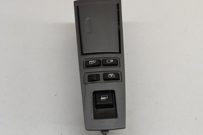 Buton geam ușă st&acirc;nga spate BMW 7 E65, E66, E67 2003 OEM: 6919880,7024607 27904617