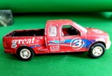 Camionetă Ford F 150 Pick-up RealToy, vintage. Made in China 13cm /4cm / h 4 cm carcasă metal, ventral plastic. Solidă dar uzată Roți &icirc;n stare bună. W