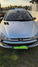 Masina Peugeot foto