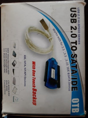 Adaptor pentru hard disk-uri IDE/SATA la USB 2.0 foto