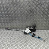 &Icirc;ncuietoare ușă dreapta față MERCEDES-BENZ A W176 2012 OEM: A1667200435 32387989