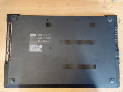 Lenovo ideapad v130 - 15IKB A183 foto