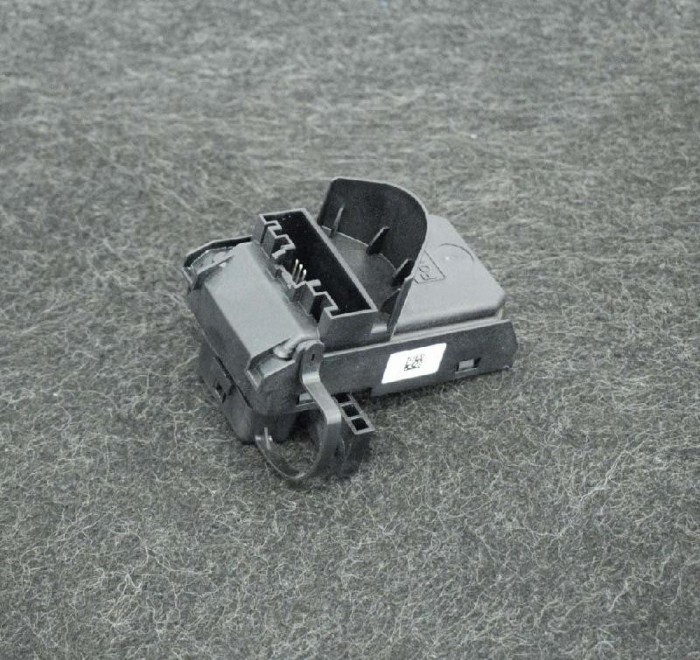 Alt modul de control FORD FIESTA VII 2018 OEM: H1BT-14F642-AE3216883611 | 3438907