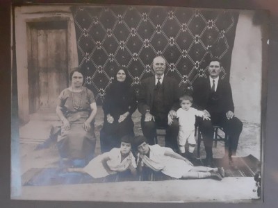 Fotografie cartonată, 35/20 cm, de familie, de grup foto