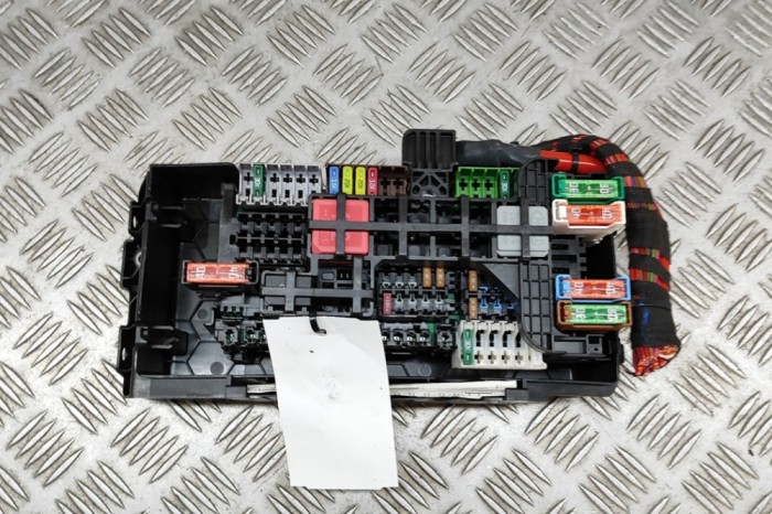 Modul panou de siguranțe MERCEDES-BENZ GLE Coupe C167 2024 OEM: A1679063103 29091824