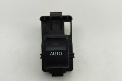 Buton geam ușă dreapta spate TOYOTA PRIUS PLUS _W4_ 2019 OEM: 84810-33120 31057975 foto