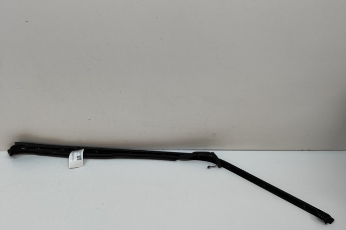 Bandou superior ușă dreapta față LAND ROVER RANGE ROVER SPORT II L494 2018 OEM: FK6M20518AA,FK6M-20518-AA 30493010