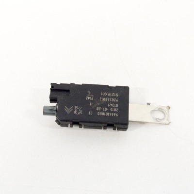 Amplificator de antena PEUGEOT 508 SW 2012 OEM: 51219X01,920265012,9666101880 | 10571808 foto