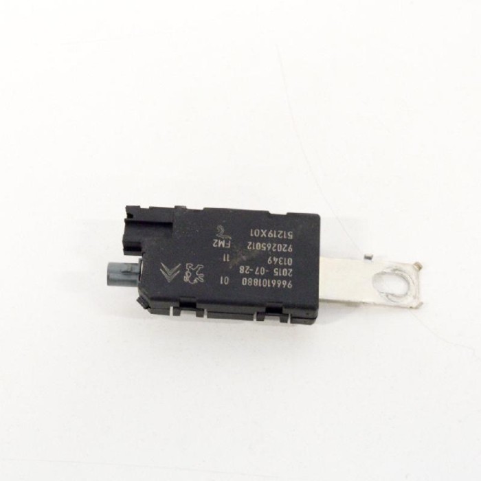Amplificator de antena PEUGEOT 508 SW 2012 OEM: 51219X01,920265012,9666101880 | 10571808