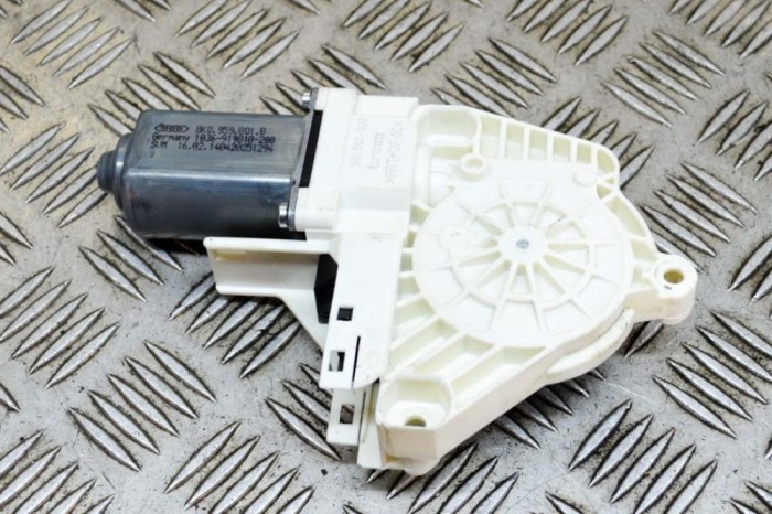 Motor macara geam ușă st&acirc;nga față AUDI Q5 8R 2014 OEM: 8K0959801B,1036-919810-200 14368566